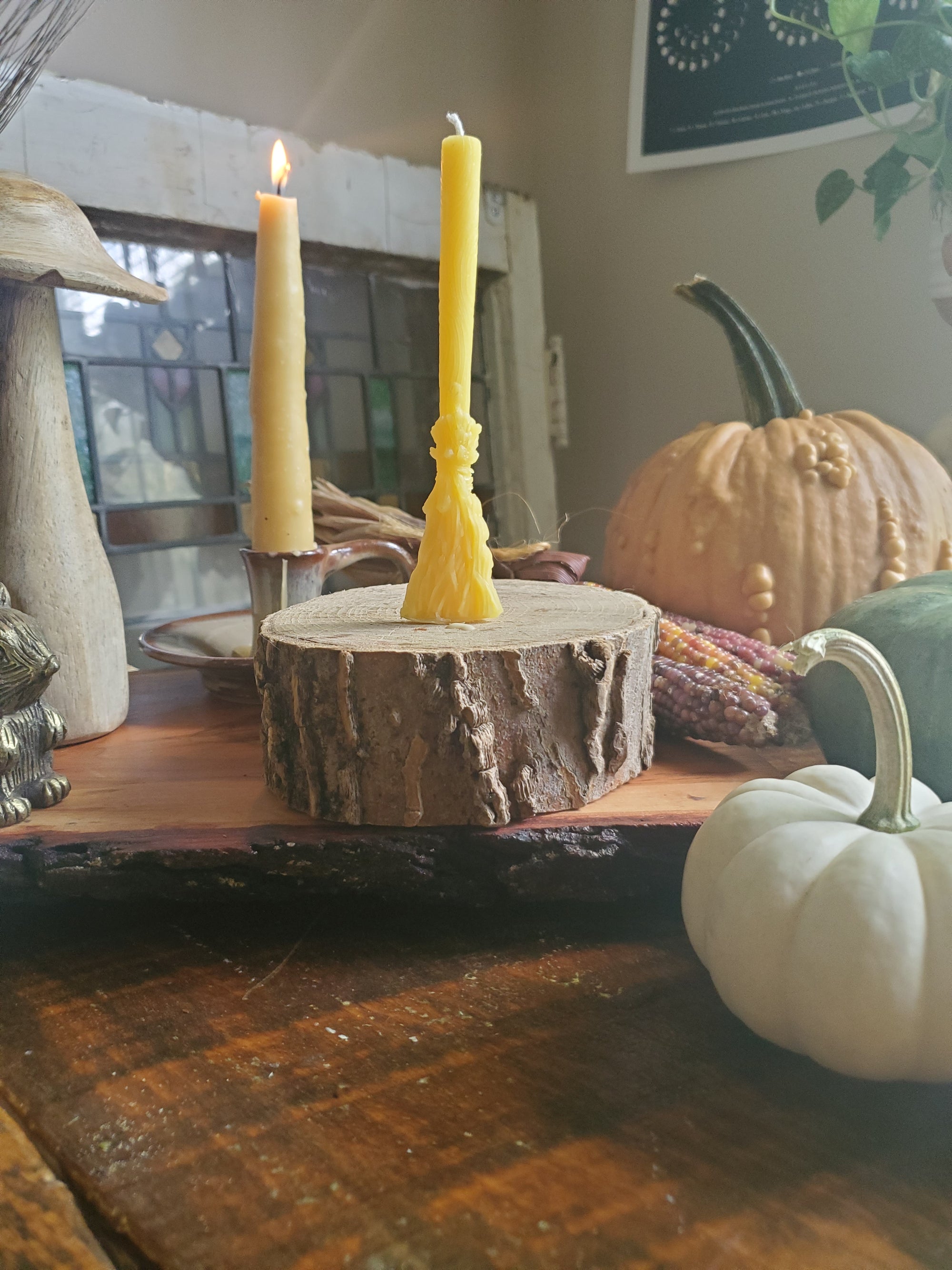 Broom Beeswax Candle